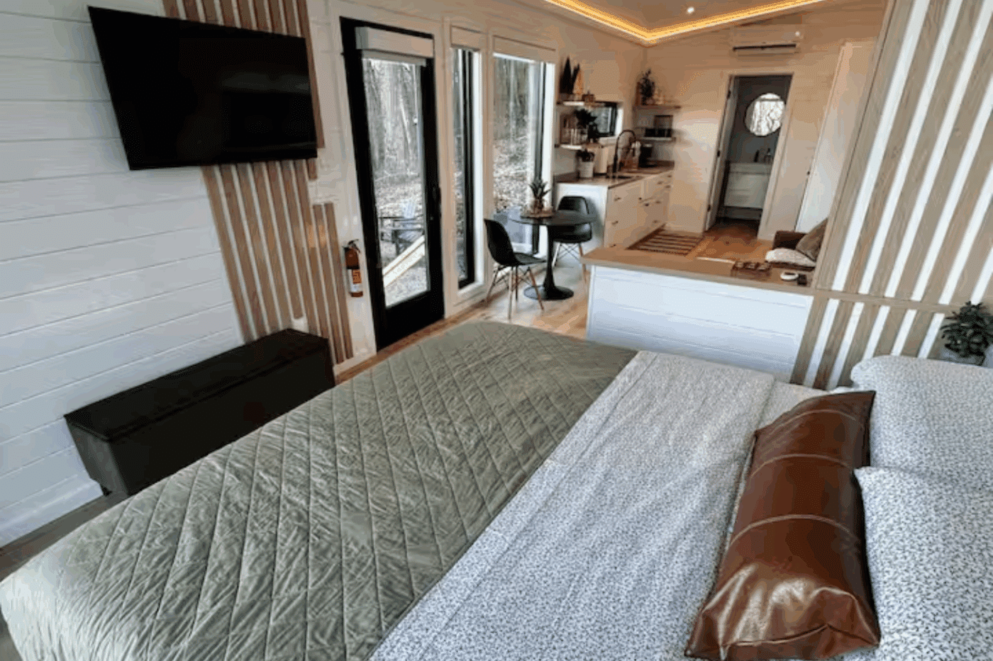 Luna park model bedroom in robesonia pa