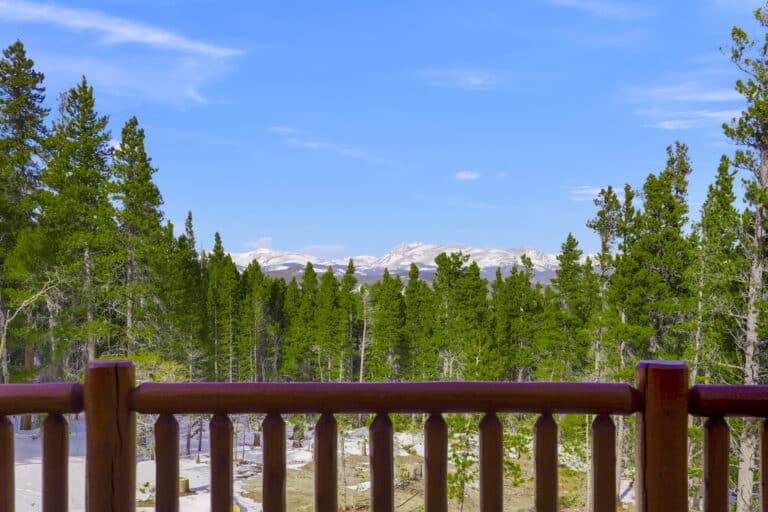 Glacier & Garage Log Cabin in Blackhawk CO 9