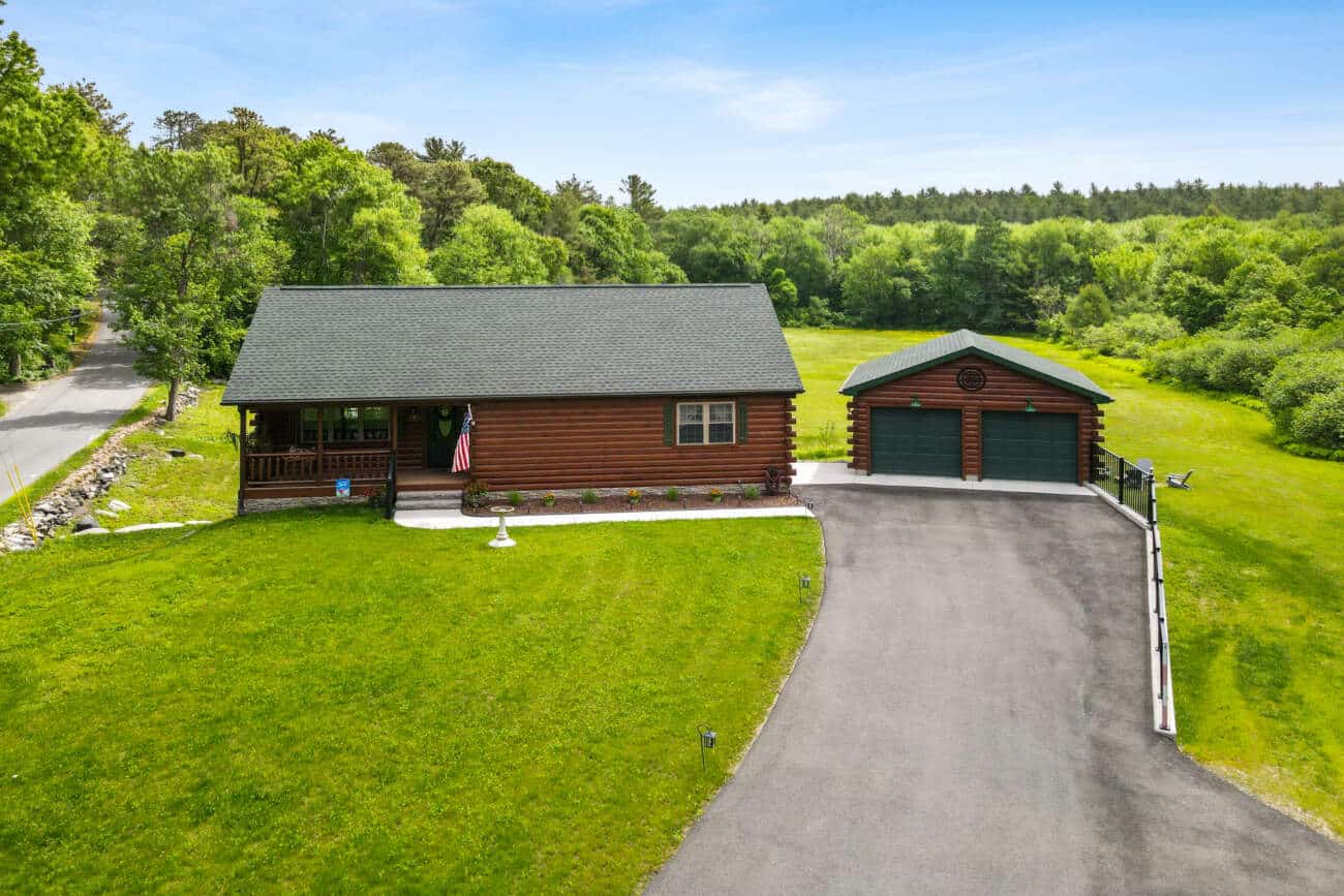 Frontier Log Cabin Homes 1