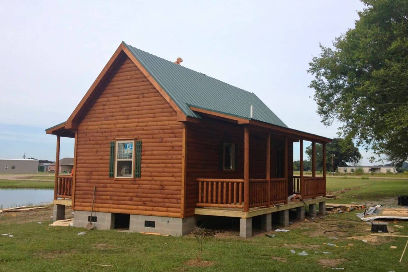Log Cabin on top of crawl space foundation