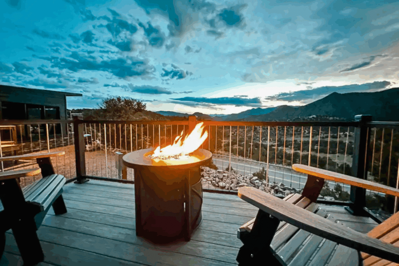Outdoor hospitality area of Rockwood park model tiny home in Cañon City Colorado Overlook 3