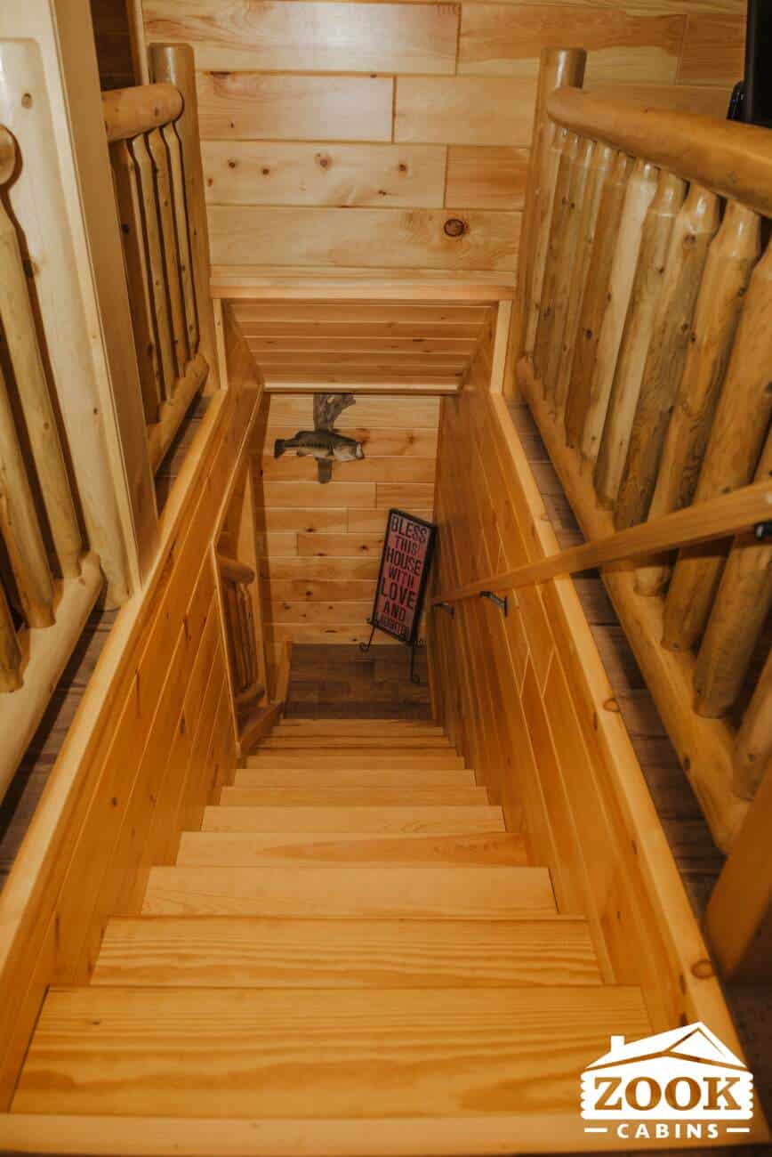 Glacier Log Home in Stroud OK steps