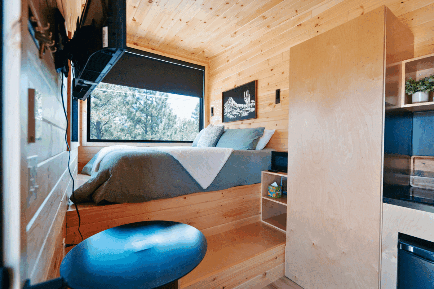 Bedroom in Nook Studio in Buena vista colorado with peak finishes