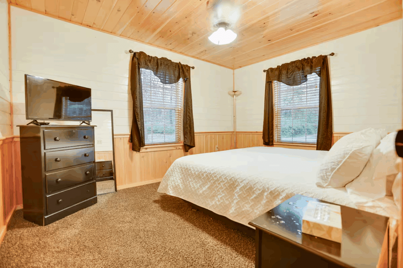Bedroom 3 in mountaineer deluxe in warfordsburg pa built and designed with Psy Homes in Gap Pa