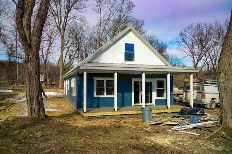 modern cabin in Ithaca 1