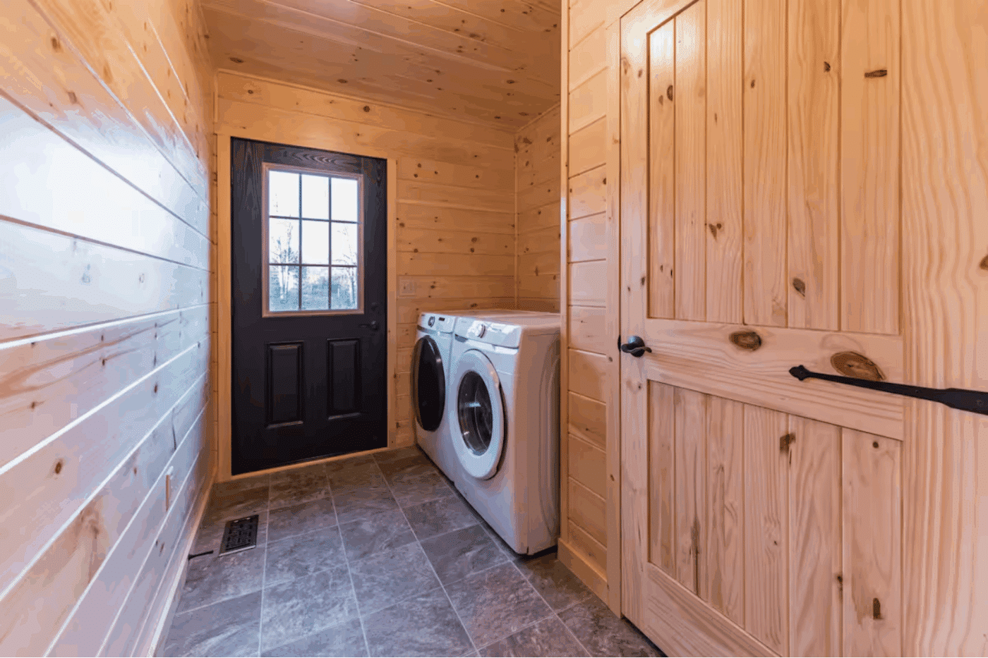Mudroom of Mountaineer Deluxe in Vermontville New York built by Psy Homes