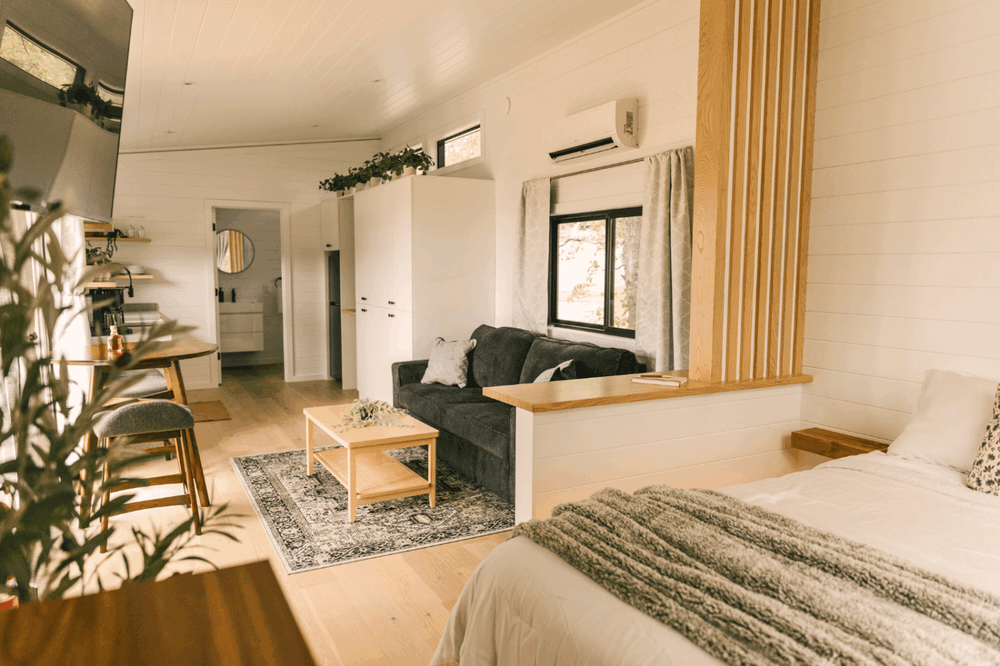 Luna park model full interior shot laurel highlands pa