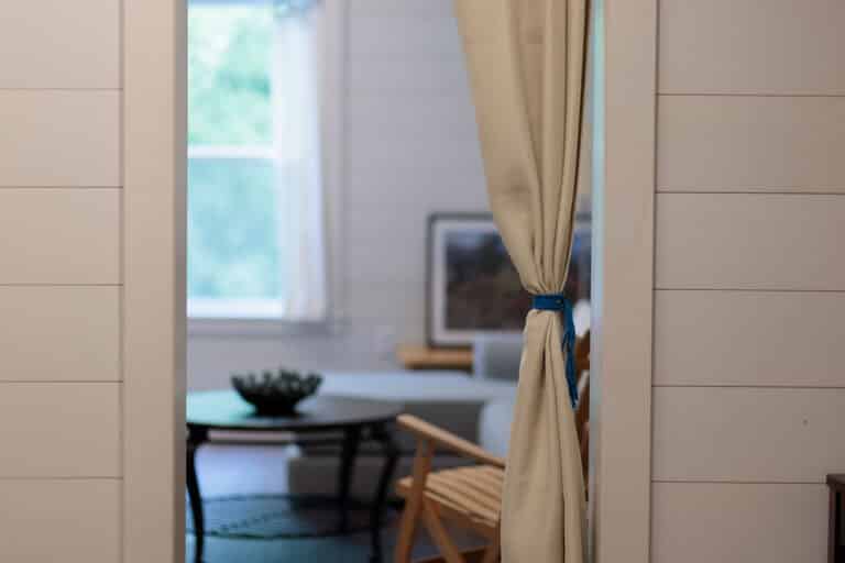 Tarn Modern Cabin in Ithaca NY 7