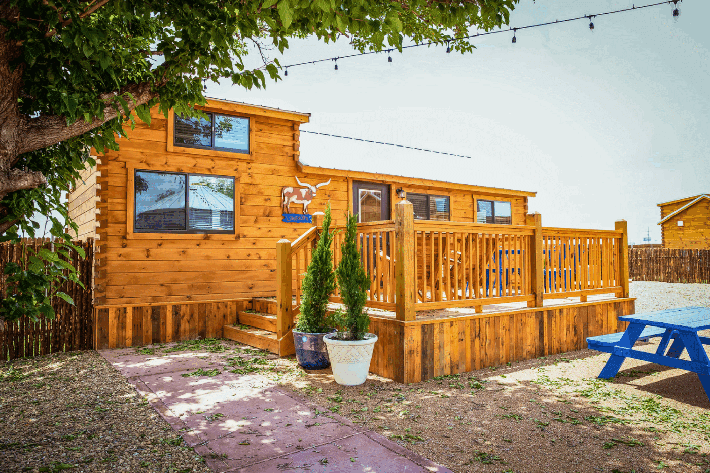 Outdoor Hospitality Area of Pinecrest Park model tiny home in Amirillo Texas at big texan RV ranch