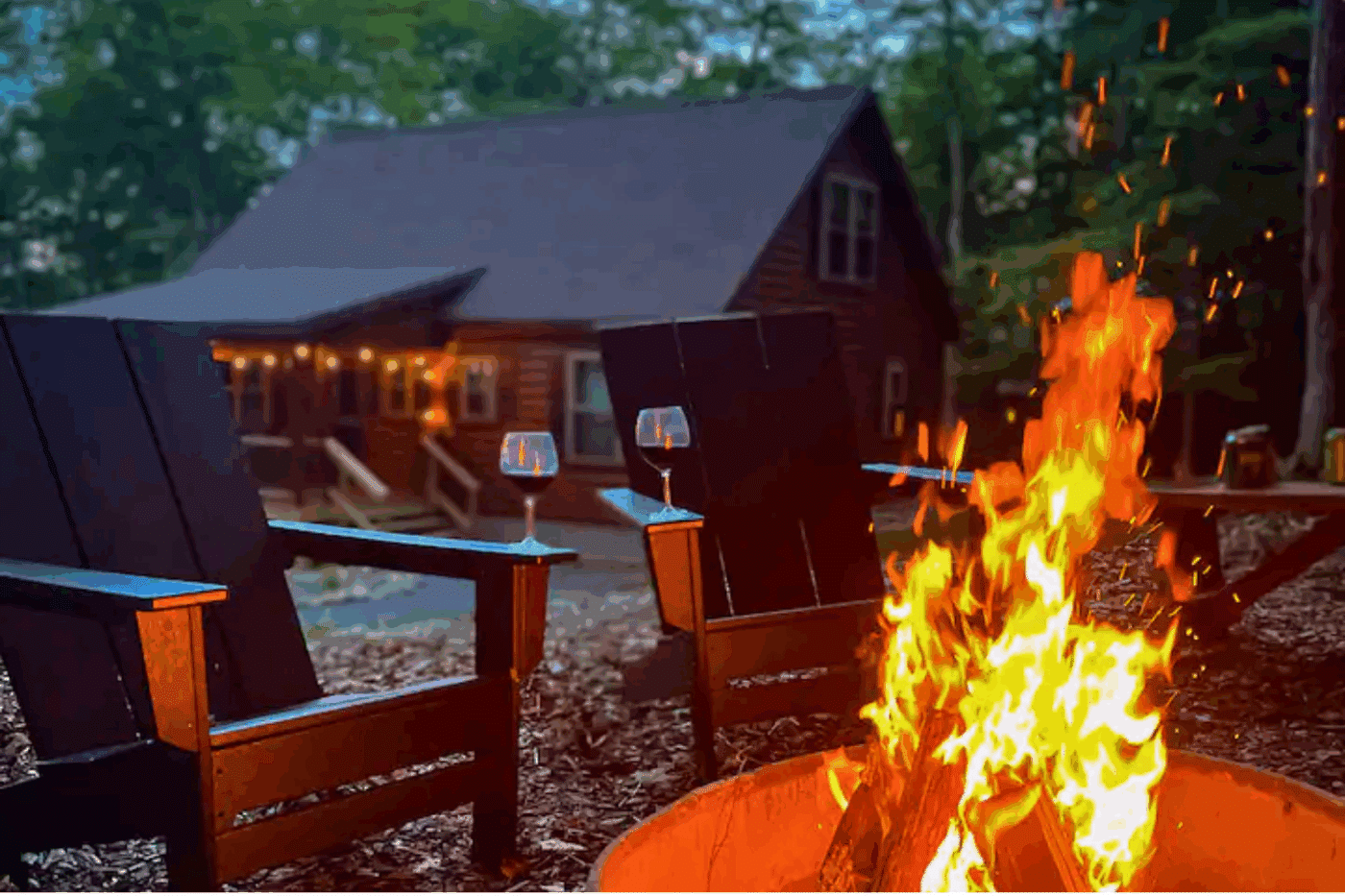 outdoor hospitality area of Mountaineer deluxe in Old Forge New York