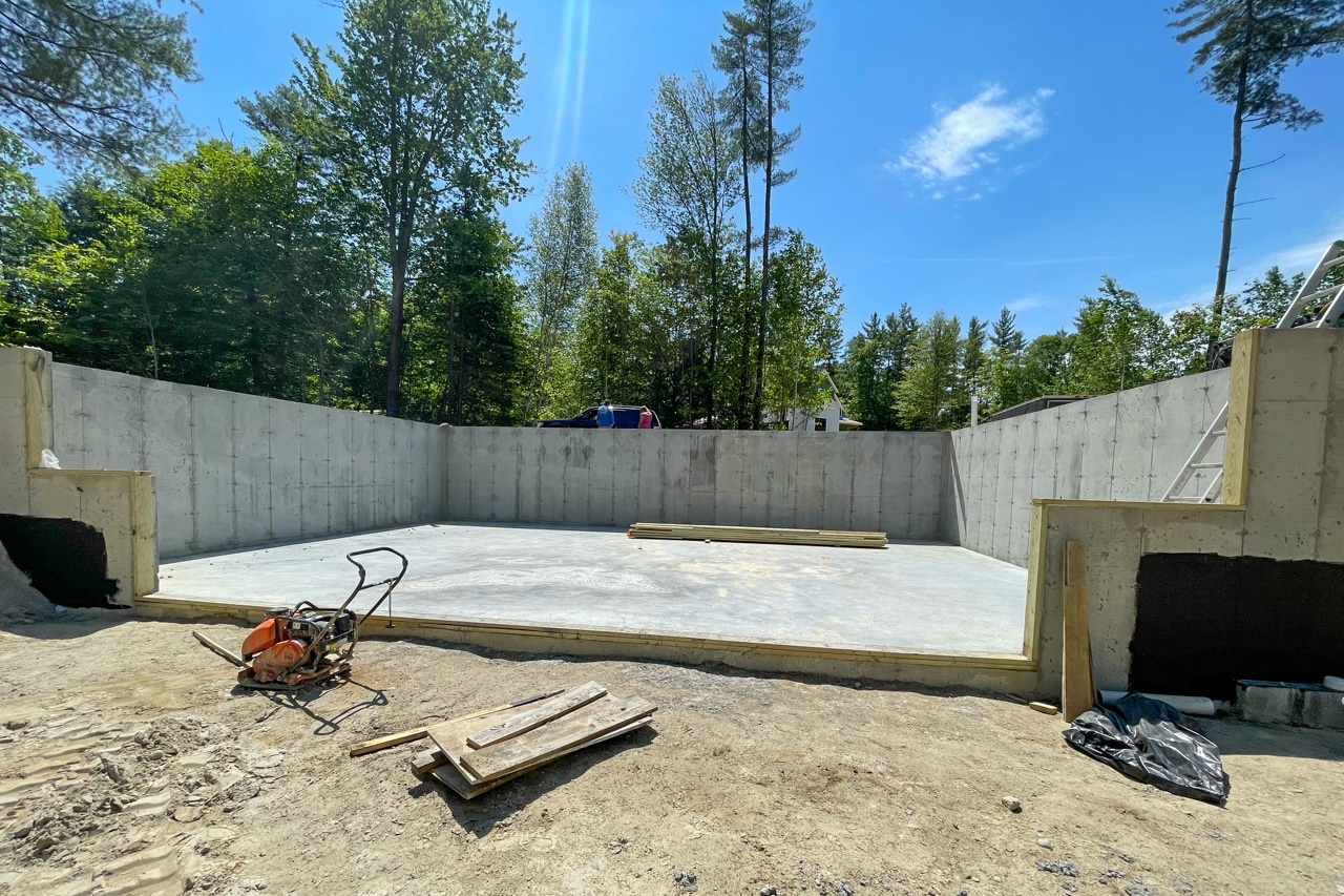 basement for log home in campton nh