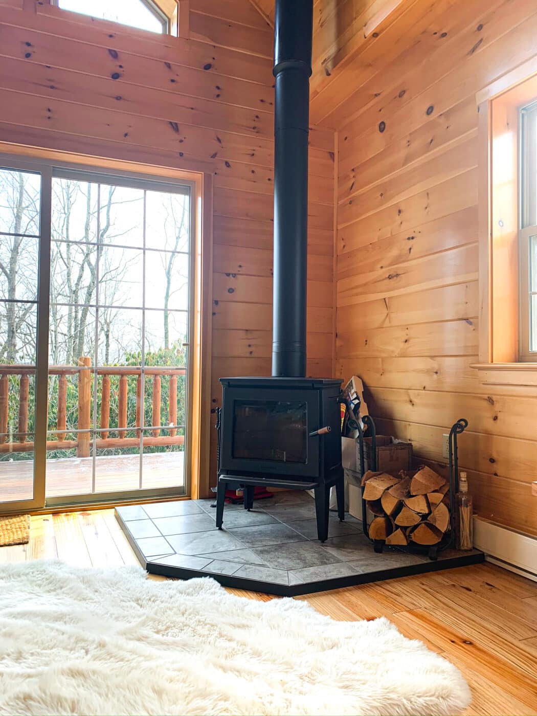 fireplace in cabin in jim thorpe pa
