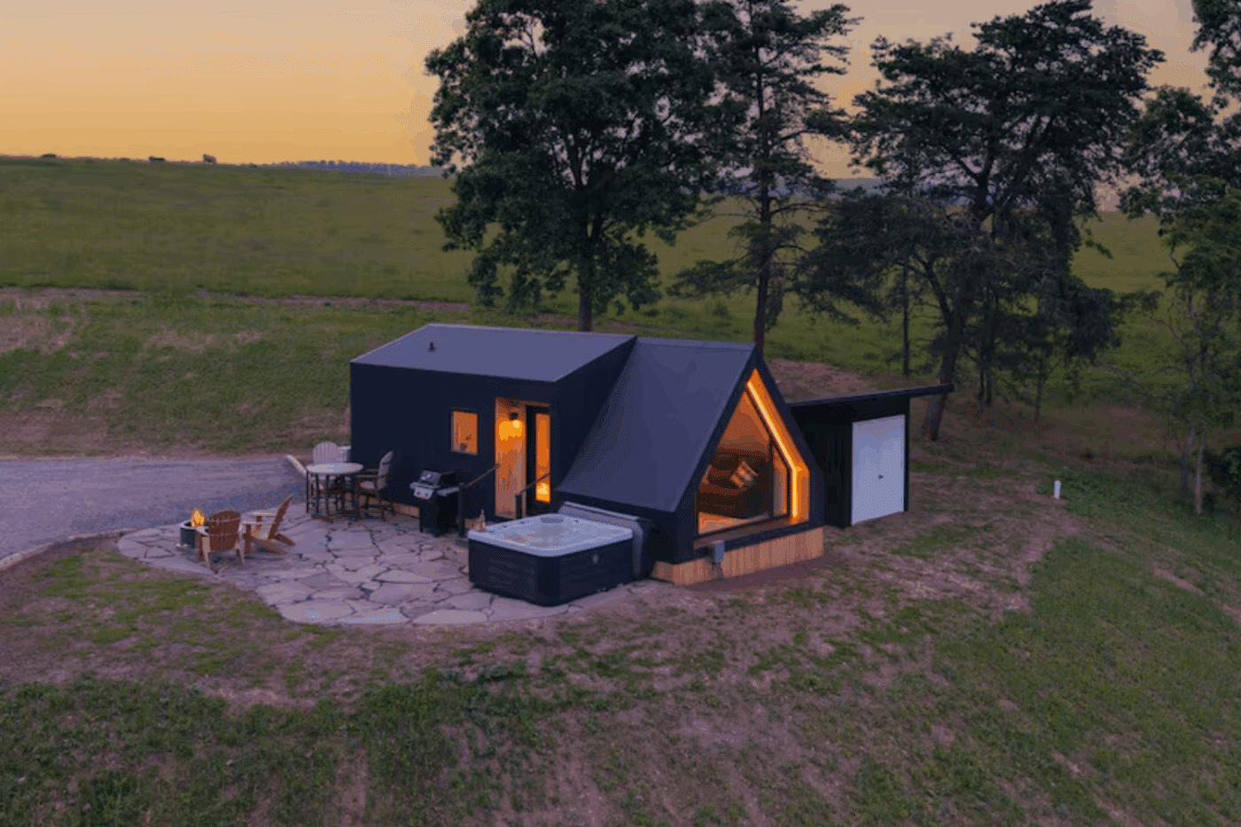 41 Ways To Get 5 Star Airbnb Reviews For your outdoor hospitality stay