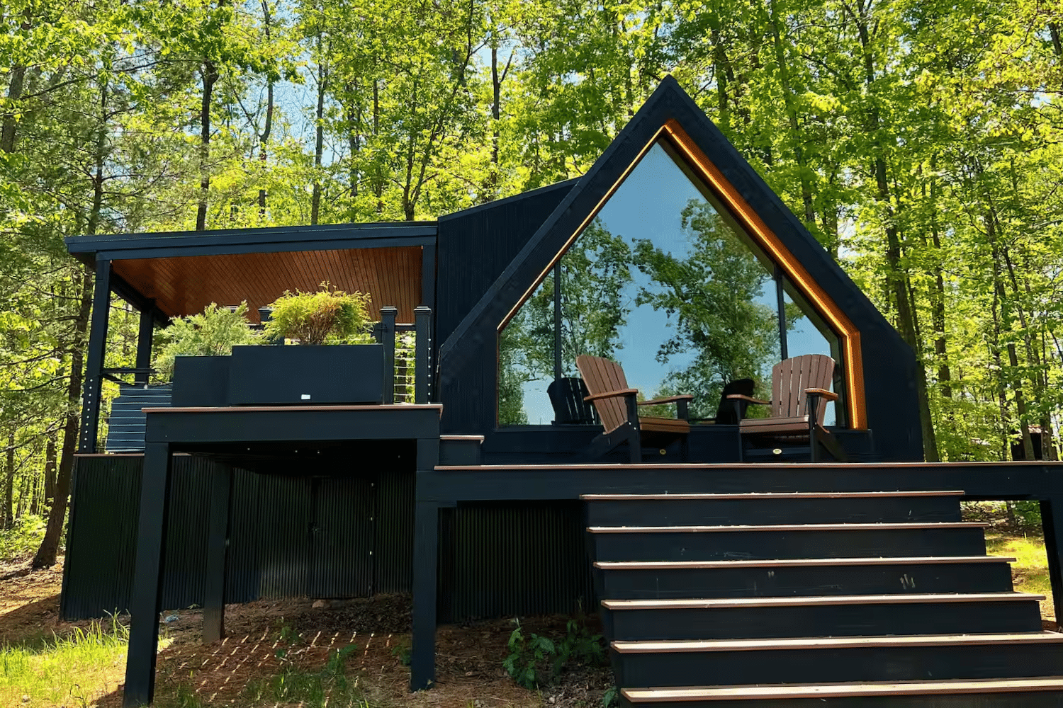 Experience a Psy Homes 142