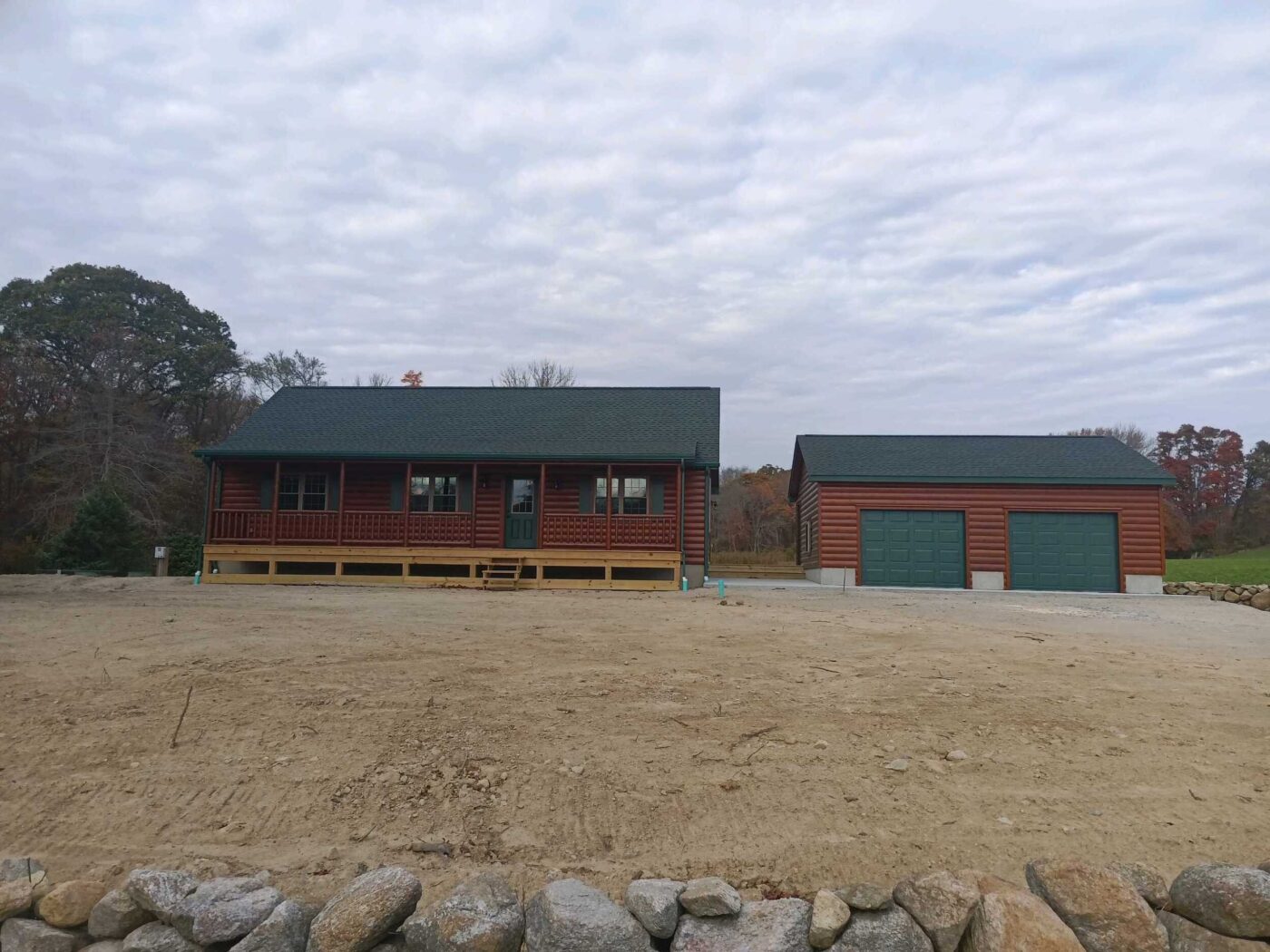 26′ x 44′ Musketeer in Westport MA with garage