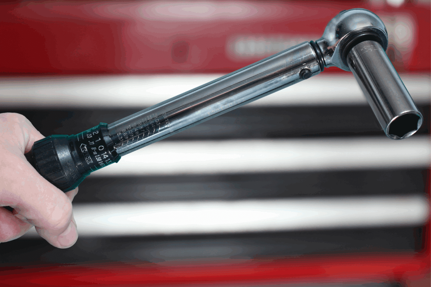 give proper torque for Lug nuts