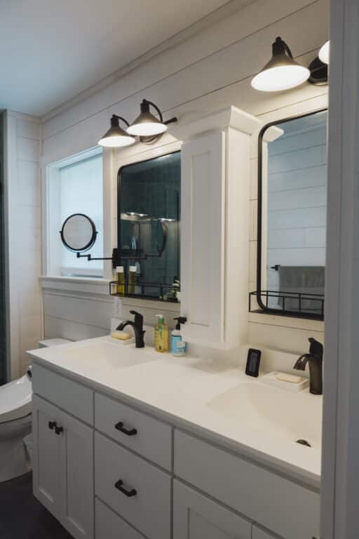 Avon Modern Cabin Ithica NY USA 12