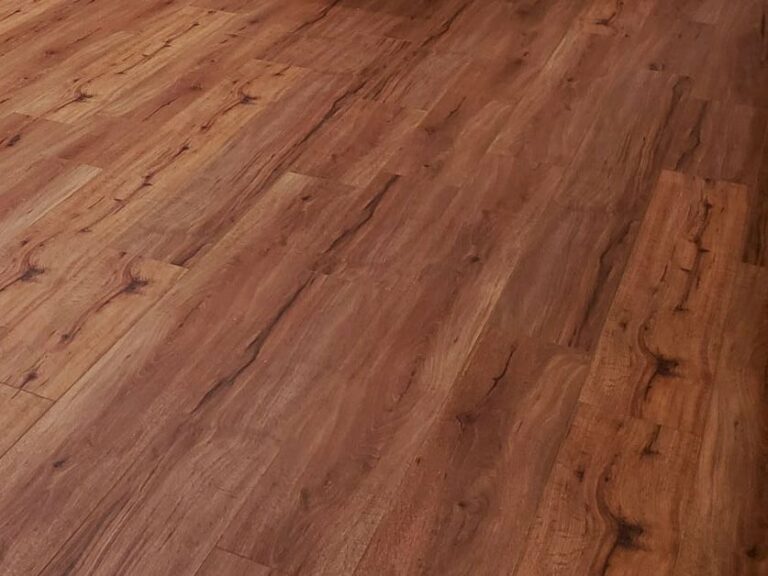 Vinyl Plank Hemlock Flooring for Modular Cabin