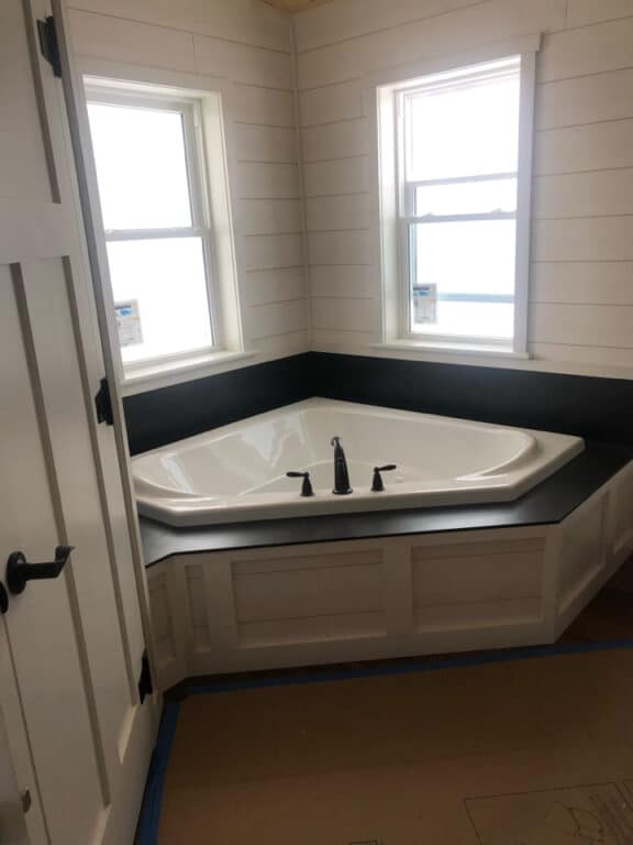 Homestead Modern Cabin in Ligonier PA 11