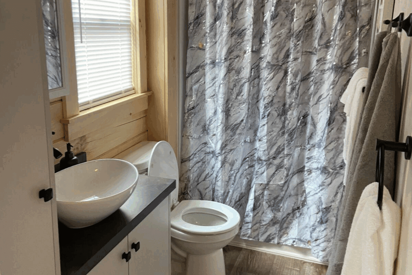 bathroom of Pinecrest park model tiny home built and designed by Psy Homes