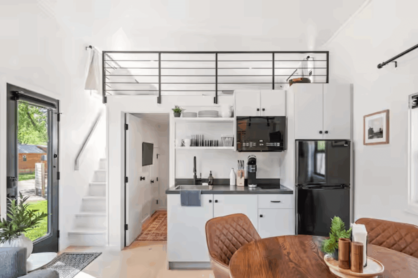 Kitchen and dining room of Cascade park model in Branson Missouri