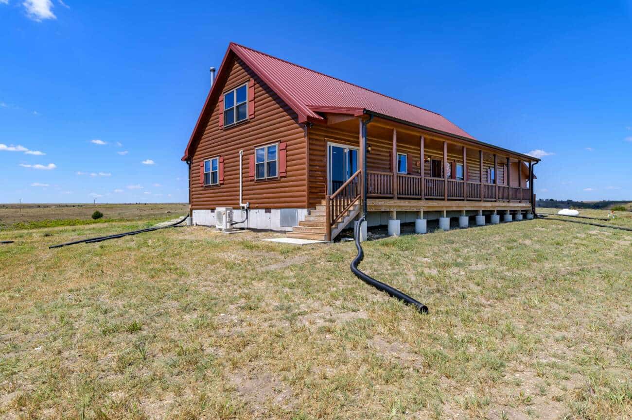Beautiful Exterior of Prefab Cabin in Russell KS