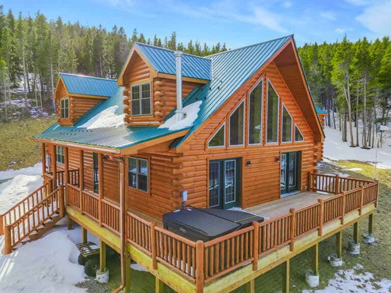 Glacier & Garage Log Cabin in Blackhawk CO 2