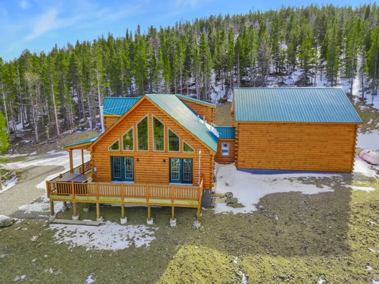 Glacier & Garage Log Cabin in Blackhawk CO 4