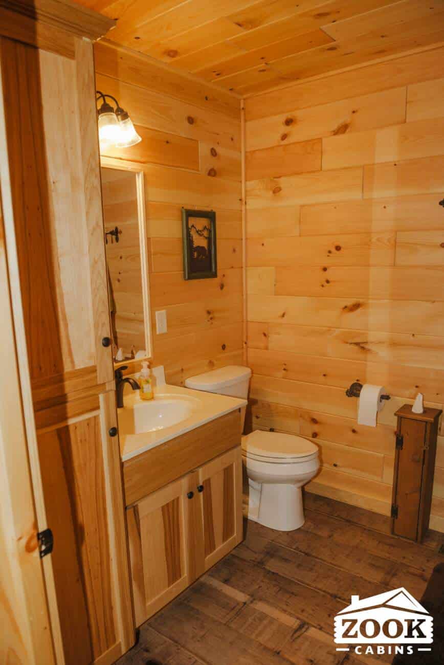 Glacier Log Home in Stroud OK bathroom