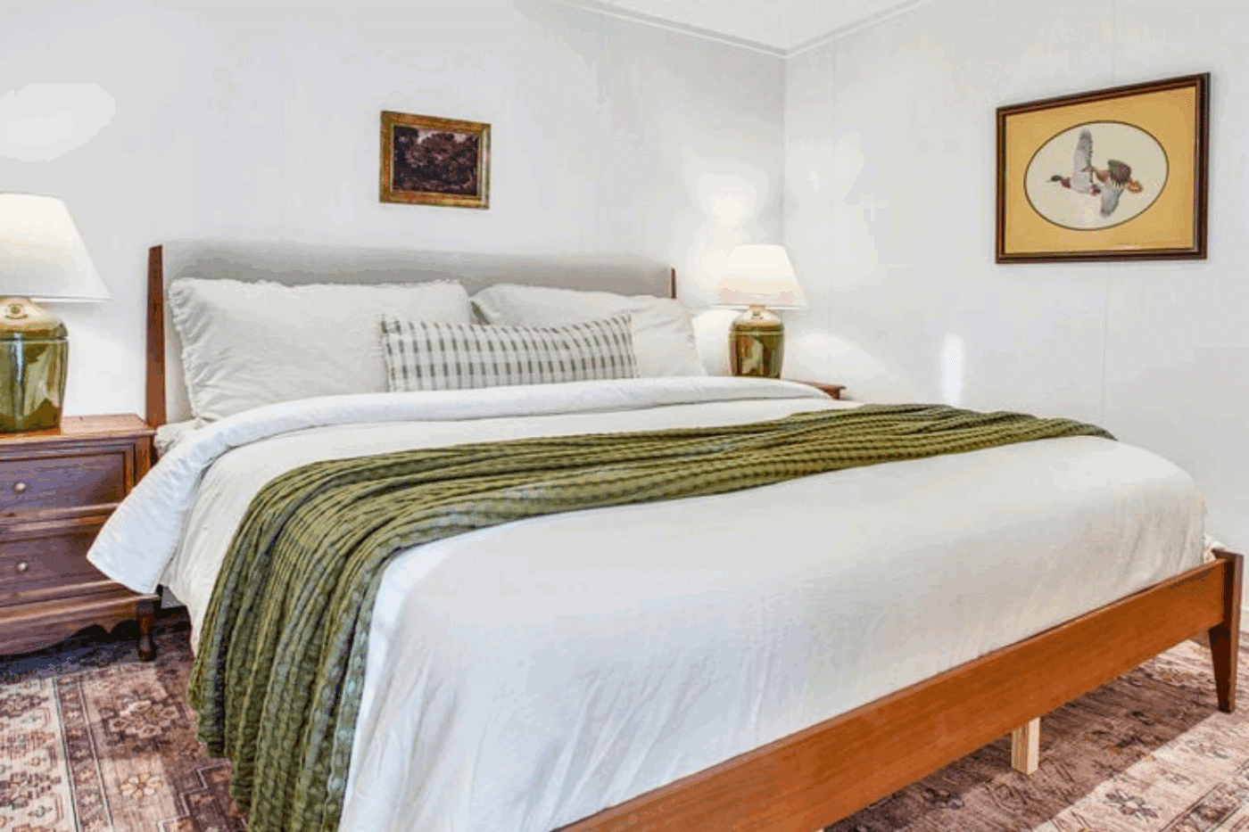 Rockwood park model tiny home bedroom in Warfordsburg Pa