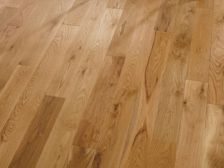 Oak flooring for log cabins